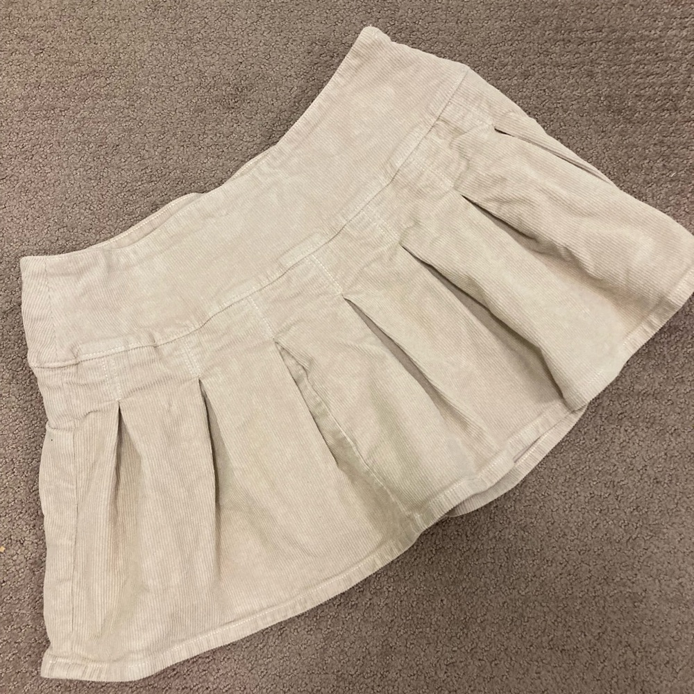 American Eagle Outfitters Beige Corduroy Skort